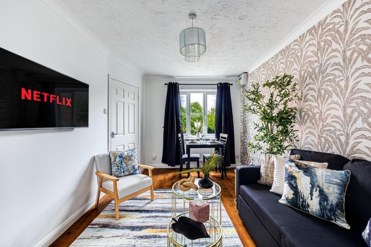 Stylish House - Excellent Location - Driveway Parking, Self-Check-In, Tvs In Bedrooms And Fast Wifi By Yoko Property Milton Keynes Zewnętrze zdjęcie
