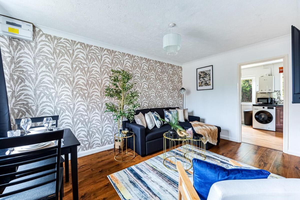 Stylish House - Excellent Location - Driveway Parking, Self-Check-In, Tvs In Bedrooms And Fast Wifi By Yoko Property Milton Keynes Zewnętrze zdjęcie